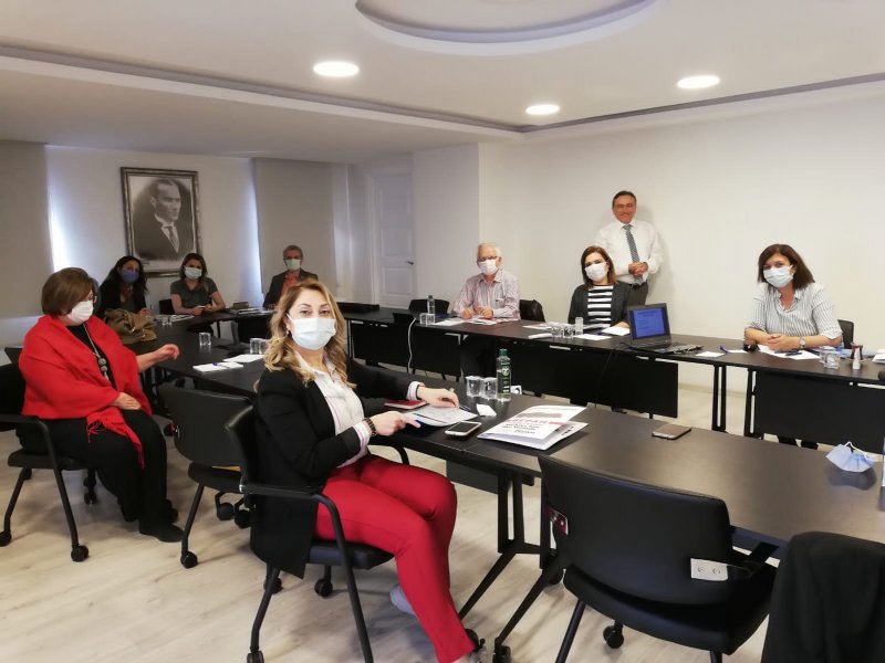 Merkez Olarak Etkili Sunum Teknikleri eğitimindeyiz